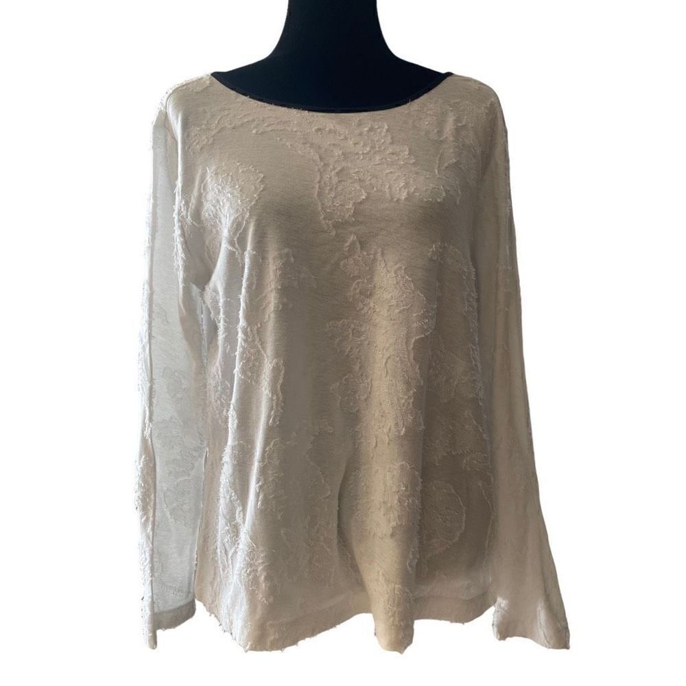 Ann Taylor Loft White Floral Top with Eyelash Detail and Black Back Bow Size Lar